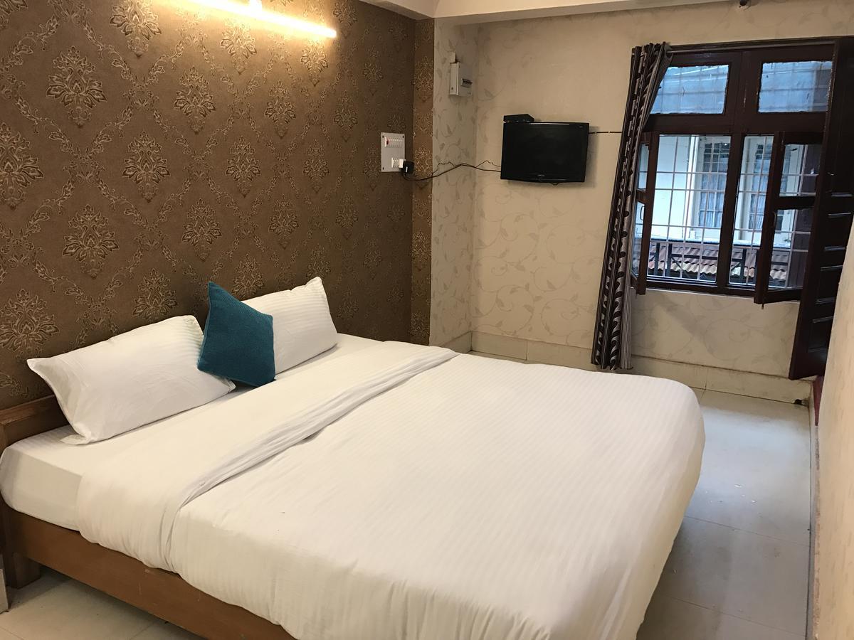 Hotel Skylark Nainital Bagian luar foto